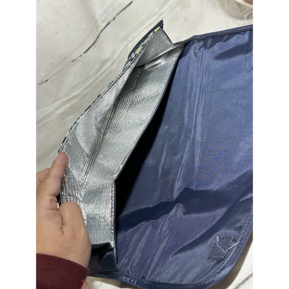 Thirty-One Gifts Blue Paisley Pattern Travel Flat Iron/Curling Iron Holder - Picture 4 of 7